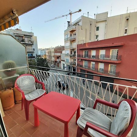 Diana Apartamento Con Terraza Muy Cerca Del Mar Pineda de Mar Exterior photo