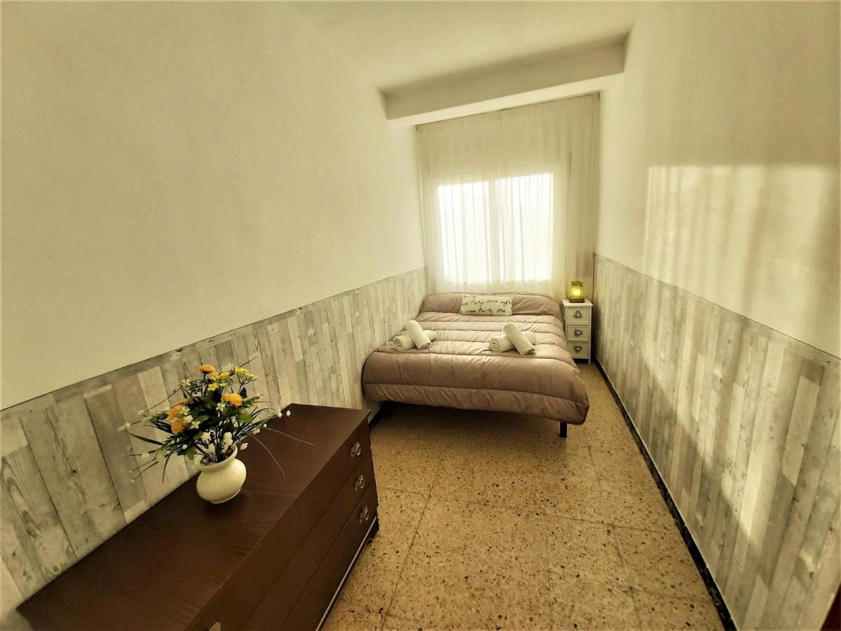 Diana Apartamento Con Terraza Muy Cerca Del Mar Pineda de Mar Exterior photo